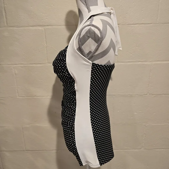 Sheridyn Swim Women's Marilyn Boyleg One Piece Swimsuit US Size 12 Black/White. - Picture 2 of 12
